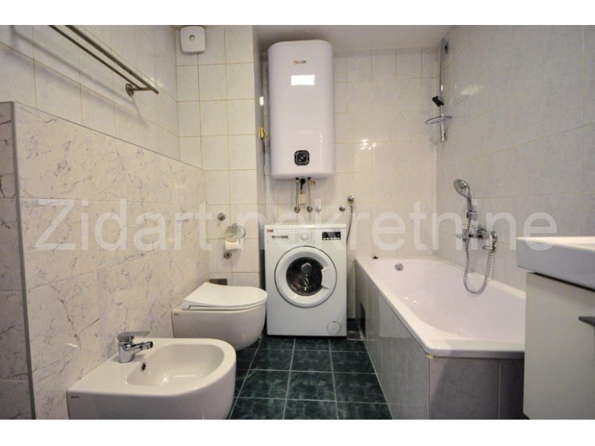 Квартира, 753 м², 240 000$ — FAKTOR